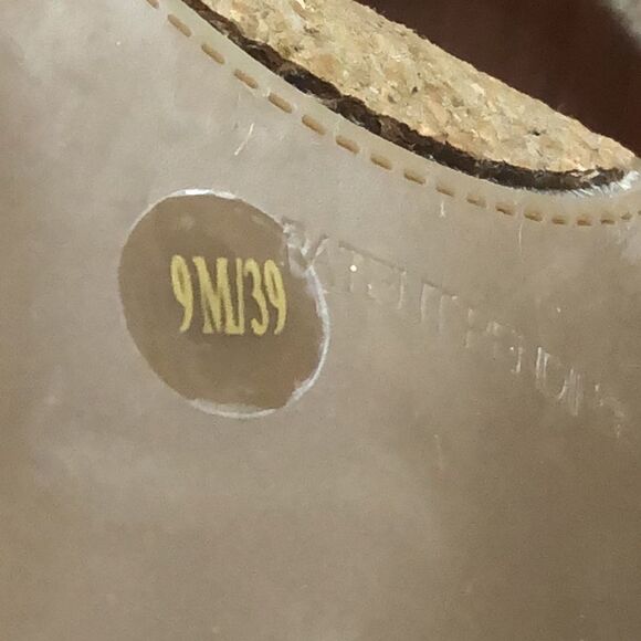 Jessica Simpson gold shimmer strap he platform heels. Size 9. - Picture 7 of 11